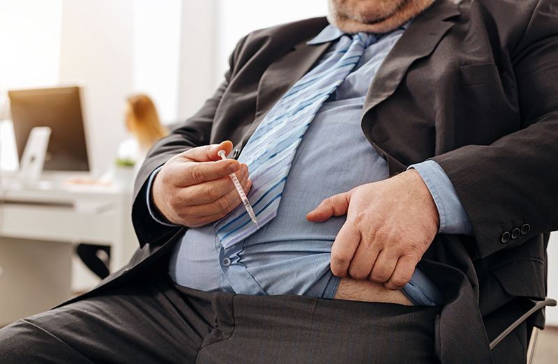 小心胖到让血管油滋滋！水蛭素来助你改善心血管问题！