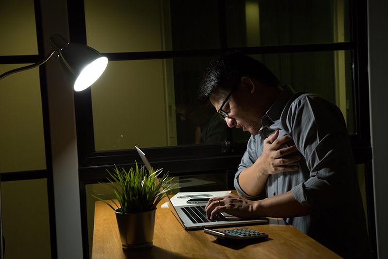 该如何预防冠心病？天然水蛭素可以改善吗？